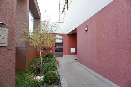 Apartamento para alugar com 56m², 2 quartos e 2 vagas Apartamento para alugar com 56m², 2 quartos e 2 vagasEntrada