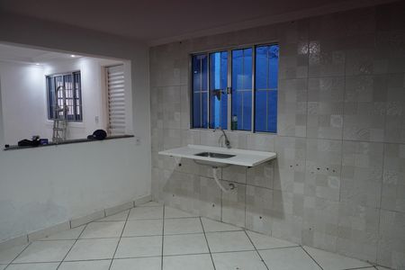 Casa para alugar com 2 quartos, 50m² em Jardim Campos, São Paulo