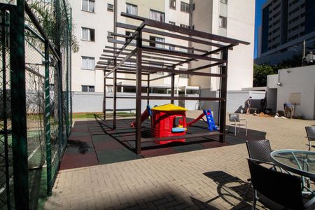 Apartamento para alugar com 58m², 2 quartos e 1 vaga Apartamento para alugar com 58m², 2 quartos e 1 vagaÁrea comum - Playground
