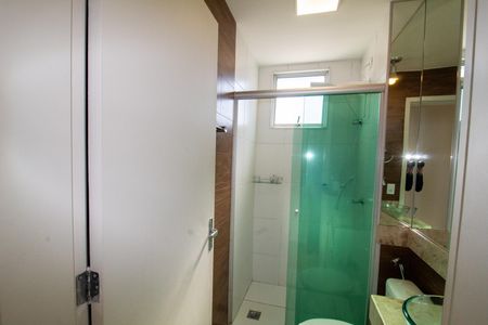 Apartamento para alugar com 58m², 2 quartos e 1 vaga Apartamento para alugar com 58m², 2 quartos e 1 vagaBanheiro social