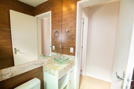 Apartamento para alugar com 58m², 2 quartos e 1 vaga Apartamento para alugar com 58m², 2 quartos e 1 vagaBanheiro social