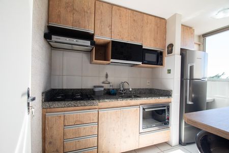 Apartamento para alugar com 58m², 2 quartos e 1 vaga Apartamento para alugar com 58m², 2 quartos e 1 vagaCozinha e Área de Serviço