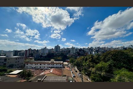 Vista de apartamento à venda com 2 quartos, 62m² em Nova Suíça, Belo Horizonte