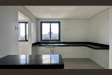 Cozinha de apartamento à venda com 2 quartos, 62m² em Nova Suíça, Belo Horizonte