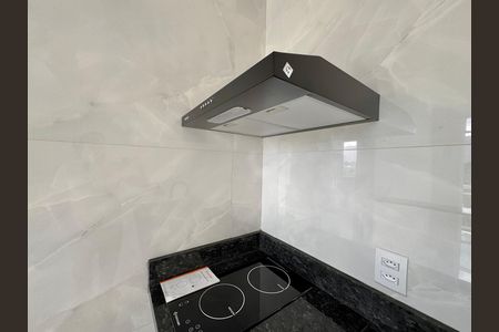 Cozinha de apartamento para alugar com 1 quarto, 33m² em Recreio dos Bandeirantes, Rio de Janeiro