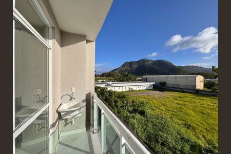 Apartamento para alugar com 33m², 1 quarto e 1 vaga Apartamento para alugar com 33m², 1 quarto e 1 vagaVaranda e Área de Serviço