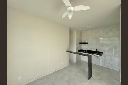 Apartamento para alugar com 33m², 1 quarto e 1 vaga Apartamento para alugar com 33m², 1 quarto e 1 vagaSala