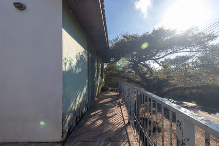 Varanda de casa para alugar com 2 quartos, 75m² em Espírito Santo, Porto Alegre