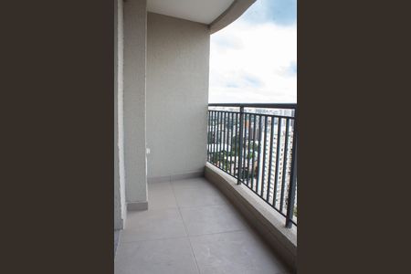 Studio à venda com 27m², 1 quarto e sem vaga Studio à venda com 27m², 1 quarto e sem vagaVaranda