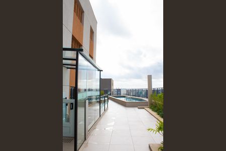 Studio à venda com 27m², 1 quarto e sem vaga Studio à venda com 27m², 1 quarto e sem vagaPiscina Rooftop