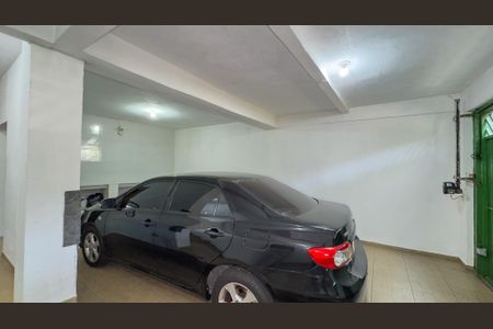 Garagem de casa à venda com 3 quartos, 221m² em Jardim Sao Luiz, São Paulo