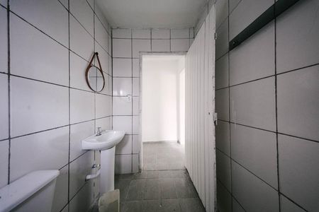 Casa para alugar com 40m², 1 quarto e sem vaga Casa para alugar com 40m², 1 quarto e sem vagaBanheiro
