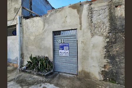 Casa para alugar com 30m², 1 quarto e sem vaga Casa para alugar com 30m², 1 quarto e sem vagaFachada