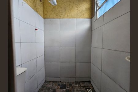 Casa para alugar com 30m², 1 quarto e sem vaga Casa para alugar com 30m², 1 quarto e sem vagaBanheiro