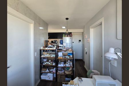 Sala de apartamento à venda com 2 quartos, 36m² em Vila das Bandeiras, Guarulhos