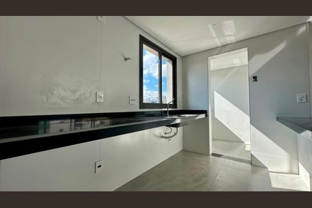 Cozinha de apartamento à venda com 3 quartos, 81m² em Nova Suíça, Belo Horizonte