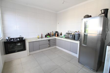 Casa para alugar com 100m², 3 quartos e 1 vagaCozinha