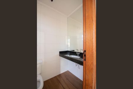 Casa à venda com 180m², 3 quartos e 3 vagas Casa à venda com 180m², 3 quartos e 3 vagasBanheiro da Suíte