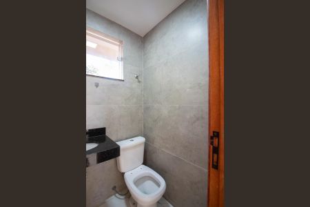 Casa à venda com 180m², 3 quartos e 3 vagas Casa à venda com 180m², 3 quartos e 3 vagasLavabo