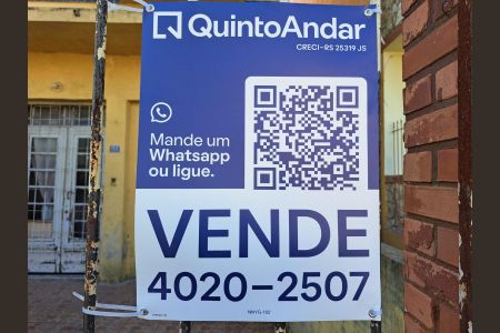 Apartamento à venda com 57m², 2 quartos e 1 vaga Apartamento à venda com 57m², 2 quartos e 1 vagaPlaca na Fachada