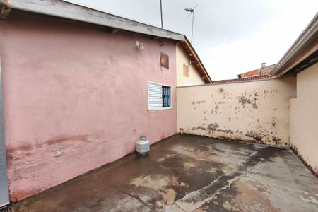 Quintal de casa à venda com 2 quartos, 60m² em Conjunto Residencial Parque Sao Bento, Campinas
