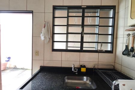 Cozinha de casa à venda com 2 quartos, 60m² em Conjunto Residencial Parque Sao Bento, Campinas