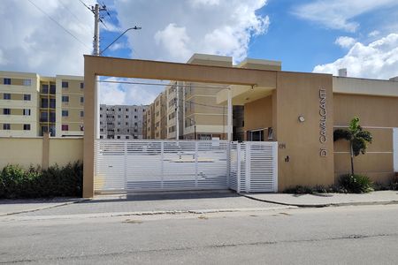 Fachada do condomínio de apartamento para alugar com 2 quartos, 80m² em Maria Paula, São Gonçalo