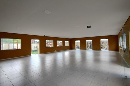 Apartamento para alugar com 80m², 2 quartos e 1 vaga Apartamento para alugar com 80m², 2 quartos e 1 vagaÁrea comum - Salão de festas