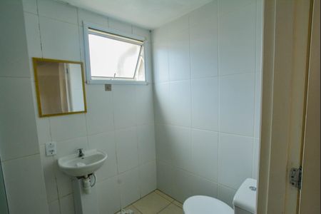 Banheiro de apartamento para alugar com 2 quartos, 50m² em Jardim Santa Cristina, Santo André