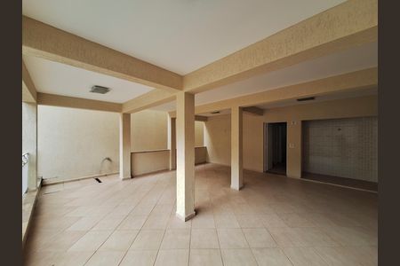 Quintal de casa para alugar com 3 quartos, 450m² em Santana, São Paulo