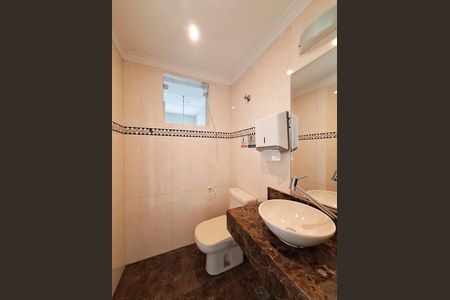 Lavabo de casa para alugar com 3 quartos, 450m² em Santana, São Paulo