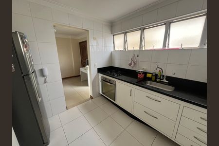 Cozinha de apartamento à venda com 2 quartos, 69m² em Jardim Morro Verde, São Paulo