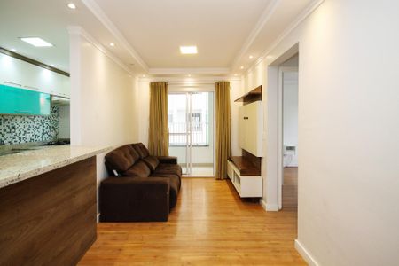 Sala de apartamento para alugar com 2 quartos, 53m² em Cemucam, Cotia