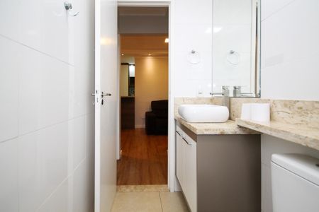 Apartamento para alugar com 53m², 2 quartos e 1 vaga Apartamento para alugar com 53m², 2 quartos e 1 vagaBanheiro