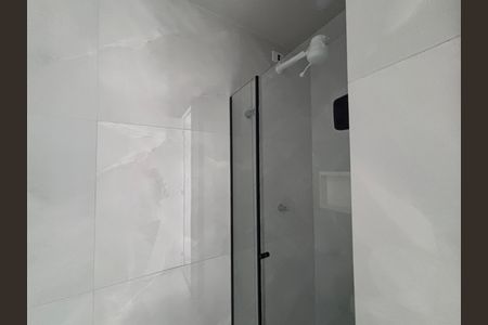 Studio para alugar com 33m², 1 quarto e 1 vaga Studio para alugar com 33m², 1 quarto e 1 vagaBanheiro