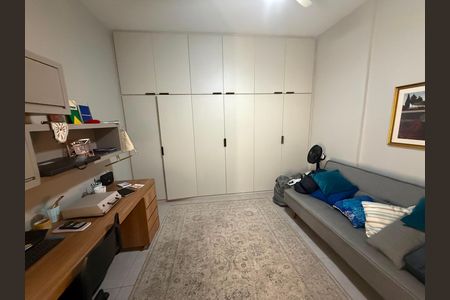 quarto 2 de apartamento para alugar com 2 quartos, 70m² em Barro Preto, Belo Horizonte