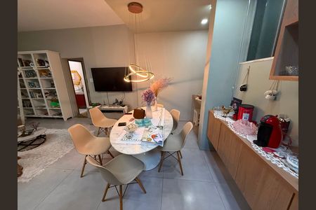 sala de apartamento para alugar com 2 quartos, 70m² em Barro Preto, Belo Horizonte