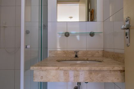 Apartamento para alugar com 42m², 2 quartos e 1 vaga Apartamento para alugar com 42m², 2 quartos e 1 vagaQuarto 2Banheiro
