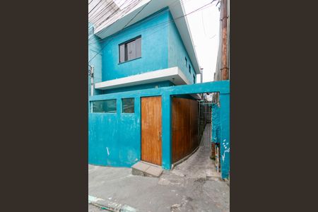 Casa à venda com 70m², 2 quartos e sem vaga Casa à venda com 70m², 2 quartos e sem vagaFachada