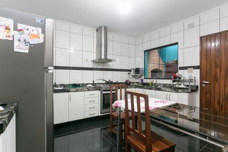 Casa à venda com 70m², 2 quartos e sem vaga Casa à venda com 70m², 2 quartos e sem vagaCozinha