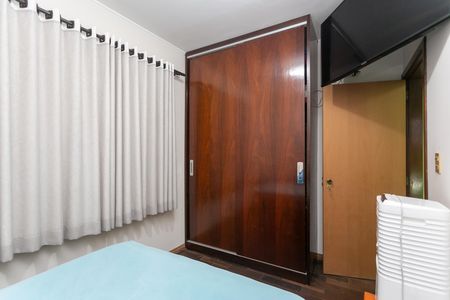 Casa à venda com 70m², 2 quartos e sem vaga Casa à venda com 70m², 2 quartos e sem vagaQuarto 1