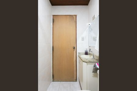 Casa à venda com 70m², 2 quartos e sem vaga Casa à venda com 70m², 2 quartos e sem vagaBanheiro 2