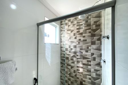 Banheiro de apartamento para alugar com 2 quartos, 48m² em Maria Virgínia, Belo Horizonte