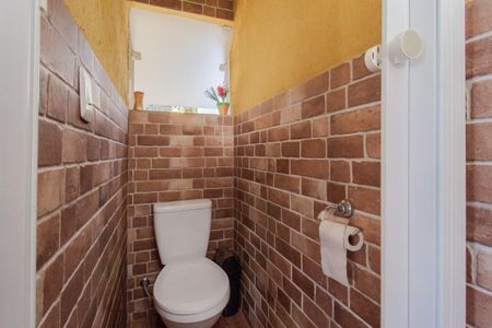 Casa para alugar com 120m², 2 quartos e 2 vagas Casa para alugar com 120m², 2 quartos e 2 vagasLavabo