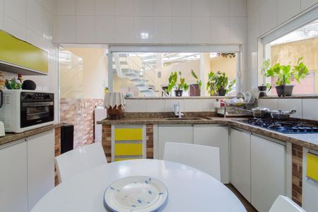 Cozinha de casa para alugar com 2 quartos, 120m² em Parque das Américas, Mauá