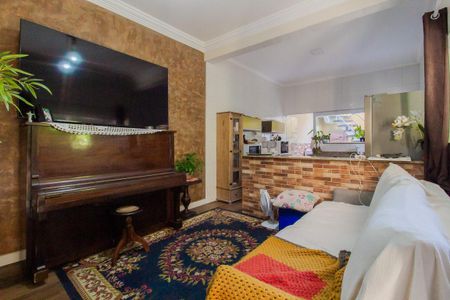 Casa para alugar com 120m², 2 quartos e 2 vagas Casa para alugar com 120m², 2 quartos e 2 vagasSala