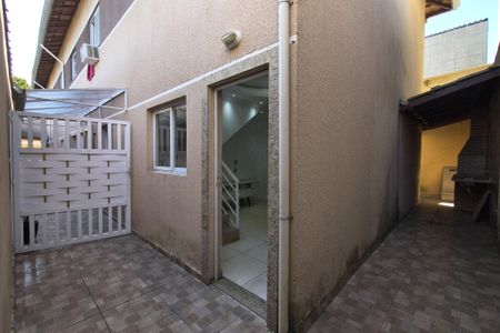 Hall de entrada de casa de condomínio para alugar com 2 quartos, 60m² em Vila Sonia, Praia Grande