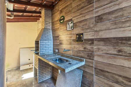 Quintal de casa de condomínio para alugar com 2 quartos, 60m² em Vila Sonia, Praia Grande