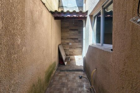Casa de condomínio para alugar com 60m², 2 quartos e 1 vagaÁrea de Serviço