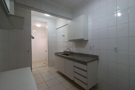 Apartamento para alugar com 107m², 3 quartos e 2 vagas Apartamento para alugar com 107m², 3 quartos e 2 vagasCozinha